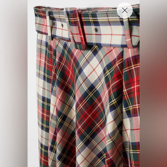 H&M Red/Plaid Circle Skirt - Picture 2 of 2